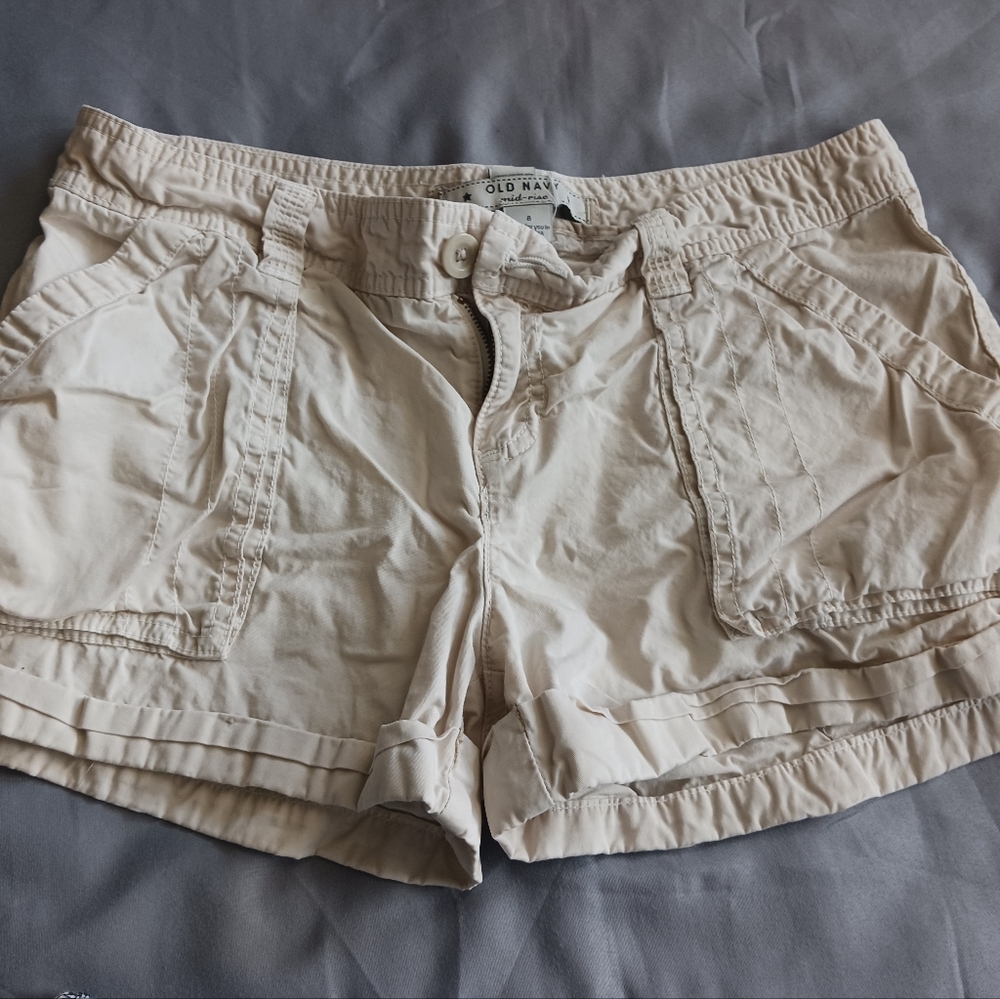 Old Navy Women's Tan Cargo Shorts